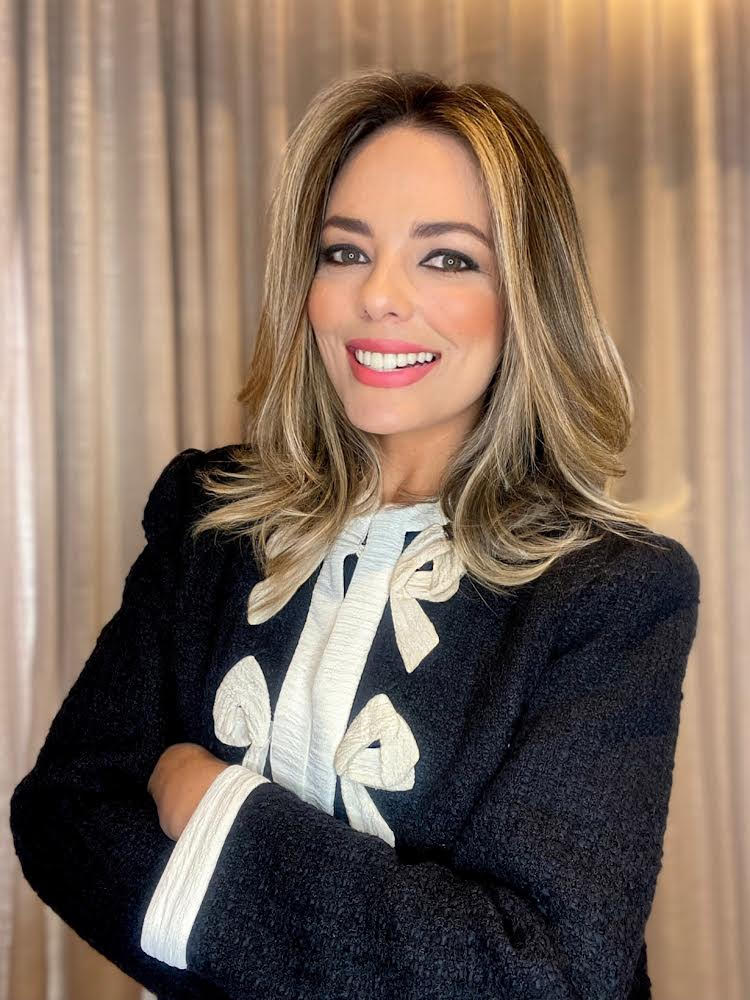 Deise Mireia - Especialista em Networking